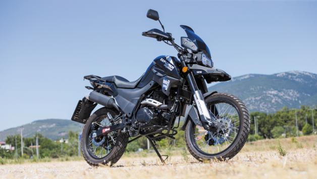 Daytona Explorer 125: Ατελείωτες βόλτες με κατανάλωση 3λτ/100χλμ